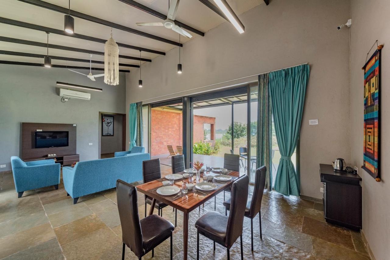 Saffronstays Rose Vineyard By The Lake, Nashik Εξωτερικό φωτογραφία